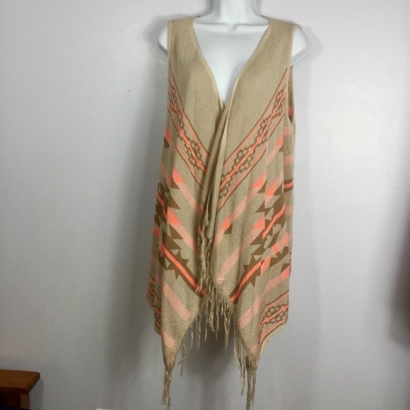 Blu Pepper Sleeveless Fringe Sweater Vest - Picture 1 of 5